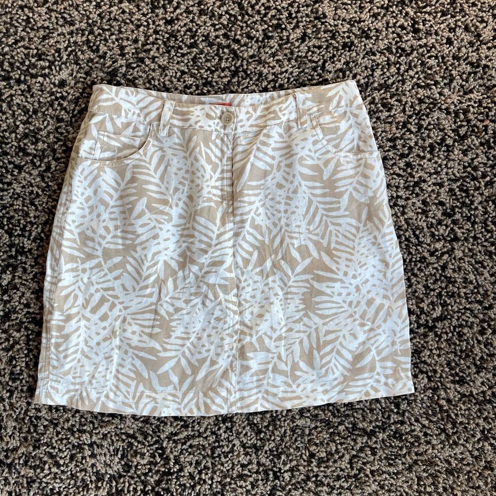 Tommy Bahama Beige and White Tropical Print Mini Skirt